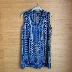 Sleeveless V-Neck Tunic Top